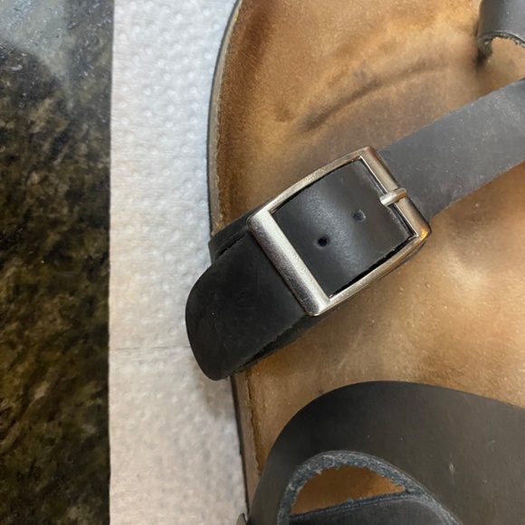 White Mountain Ladies black sandal - Picture 3 of 4